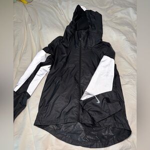 Nike Black and White Women's reflective windbreaker Jacket